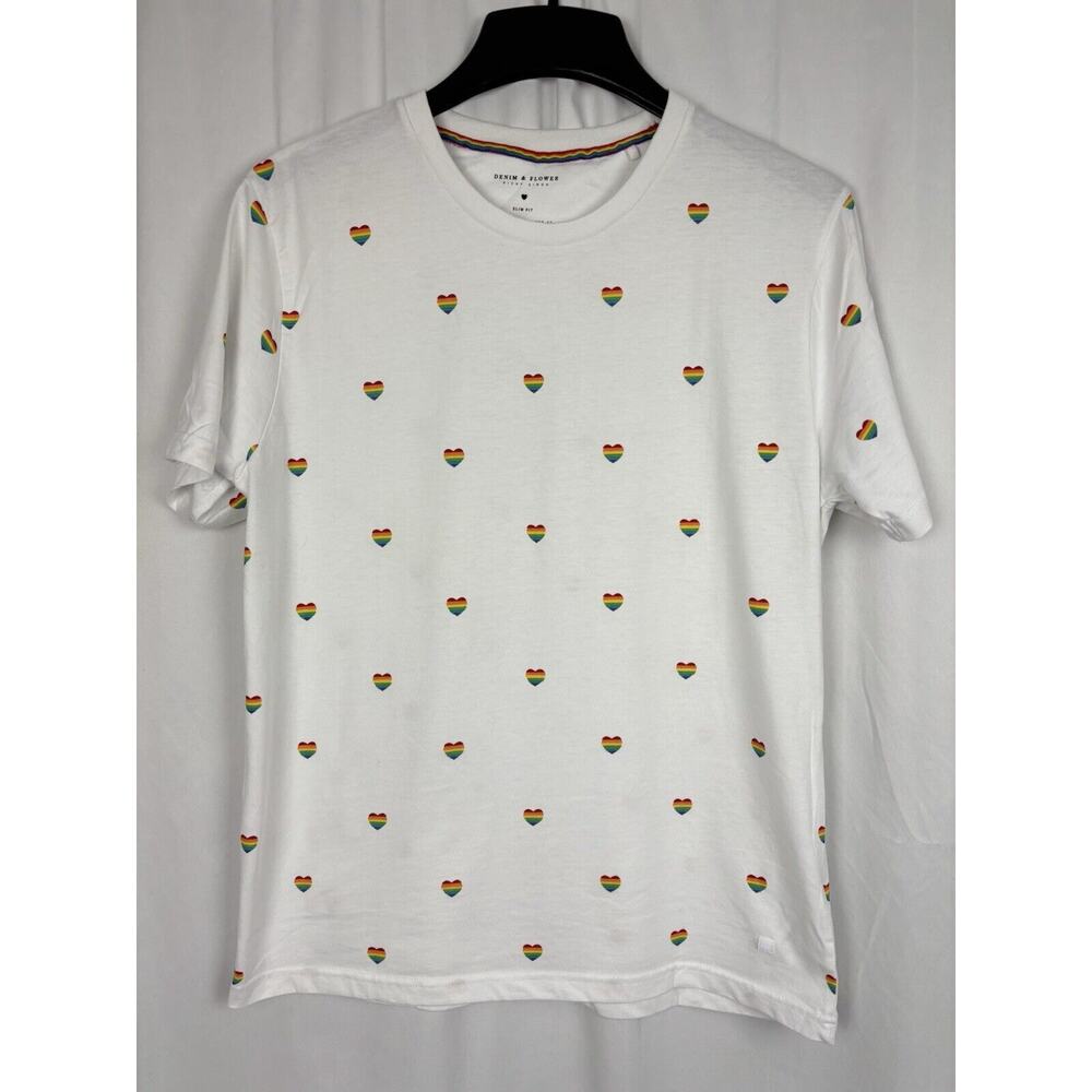 Denim & Flower Ricky Singh Men’s Large White/ Rainbow Heart Tshirt